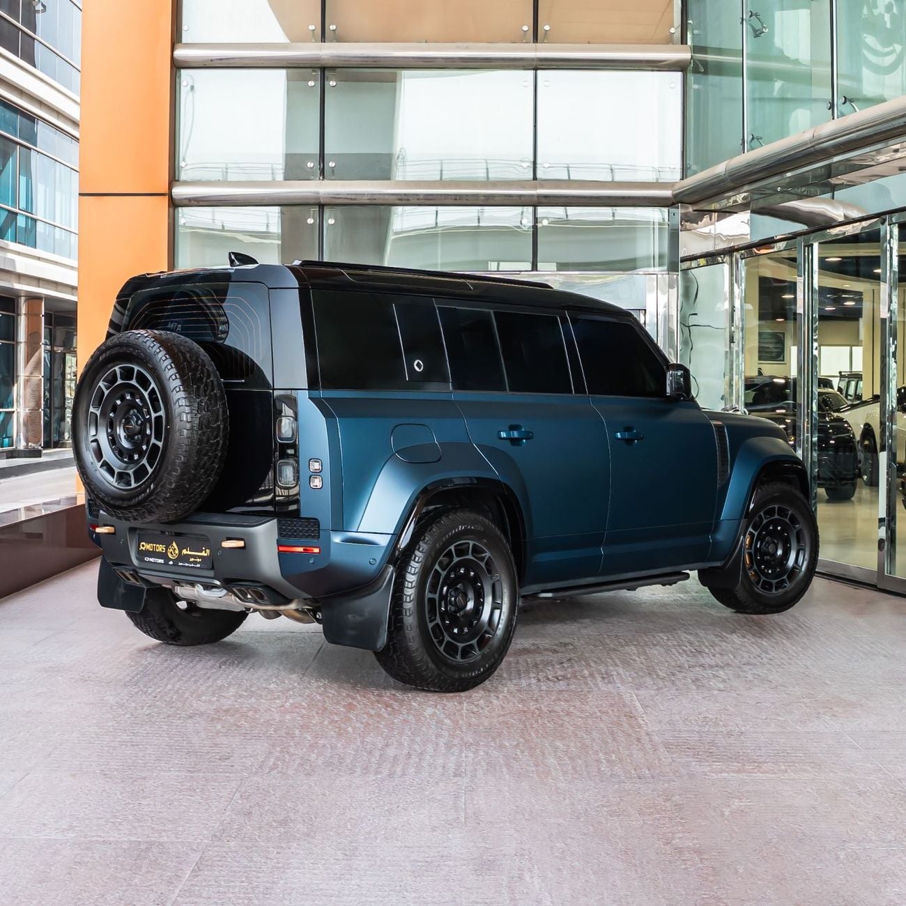 Land Rover Defender 110 OCTA EDITION ONE P635
