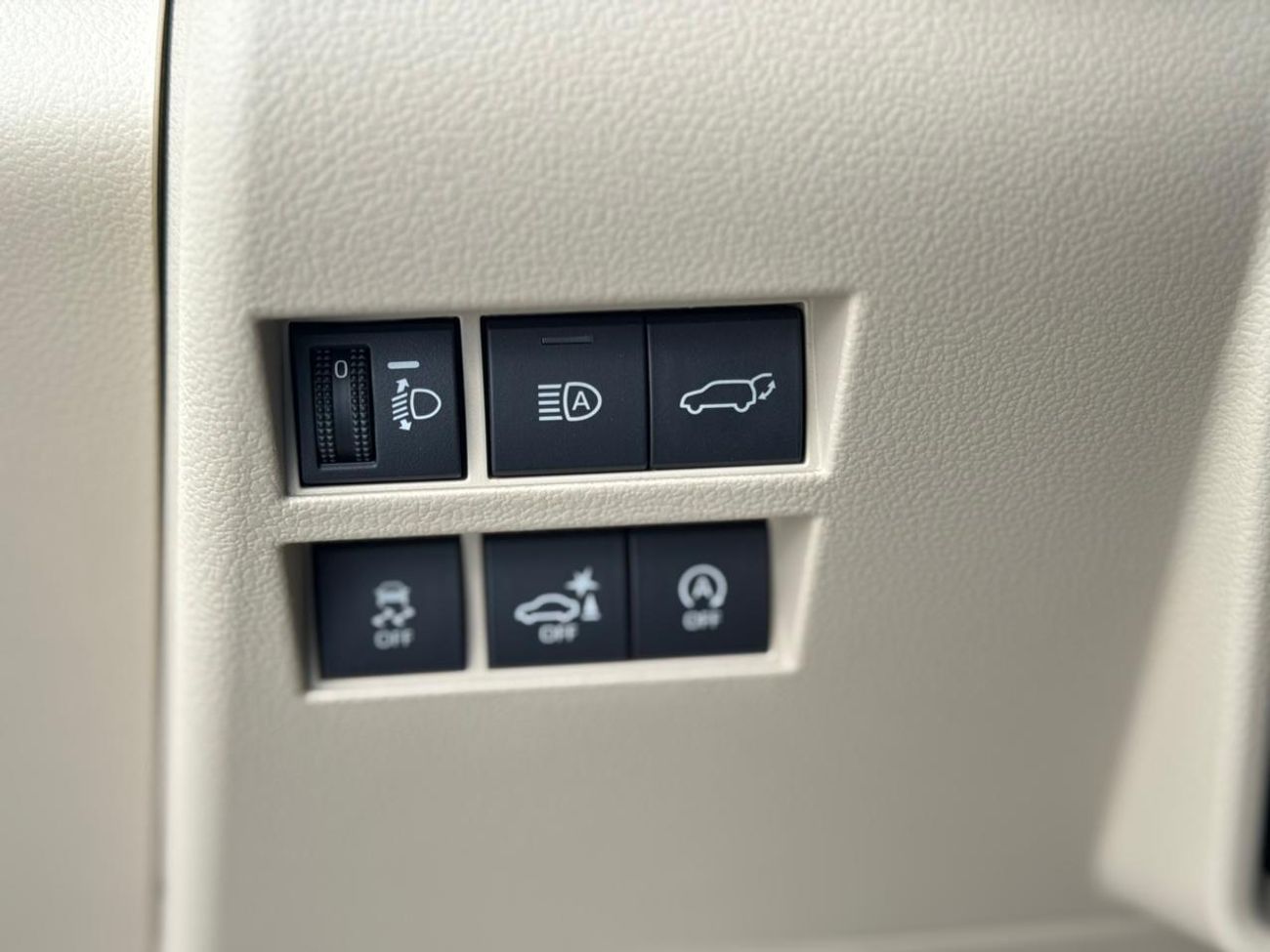 تويوتا لاند كروزر GXR4 3.5L