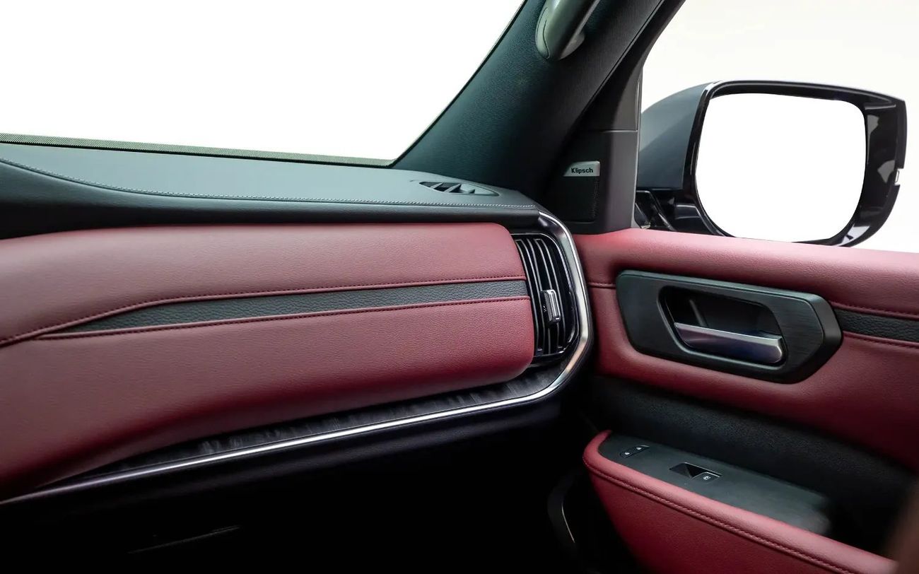 نيسان باترول LE Platinum - GCC Spec - With Warranty