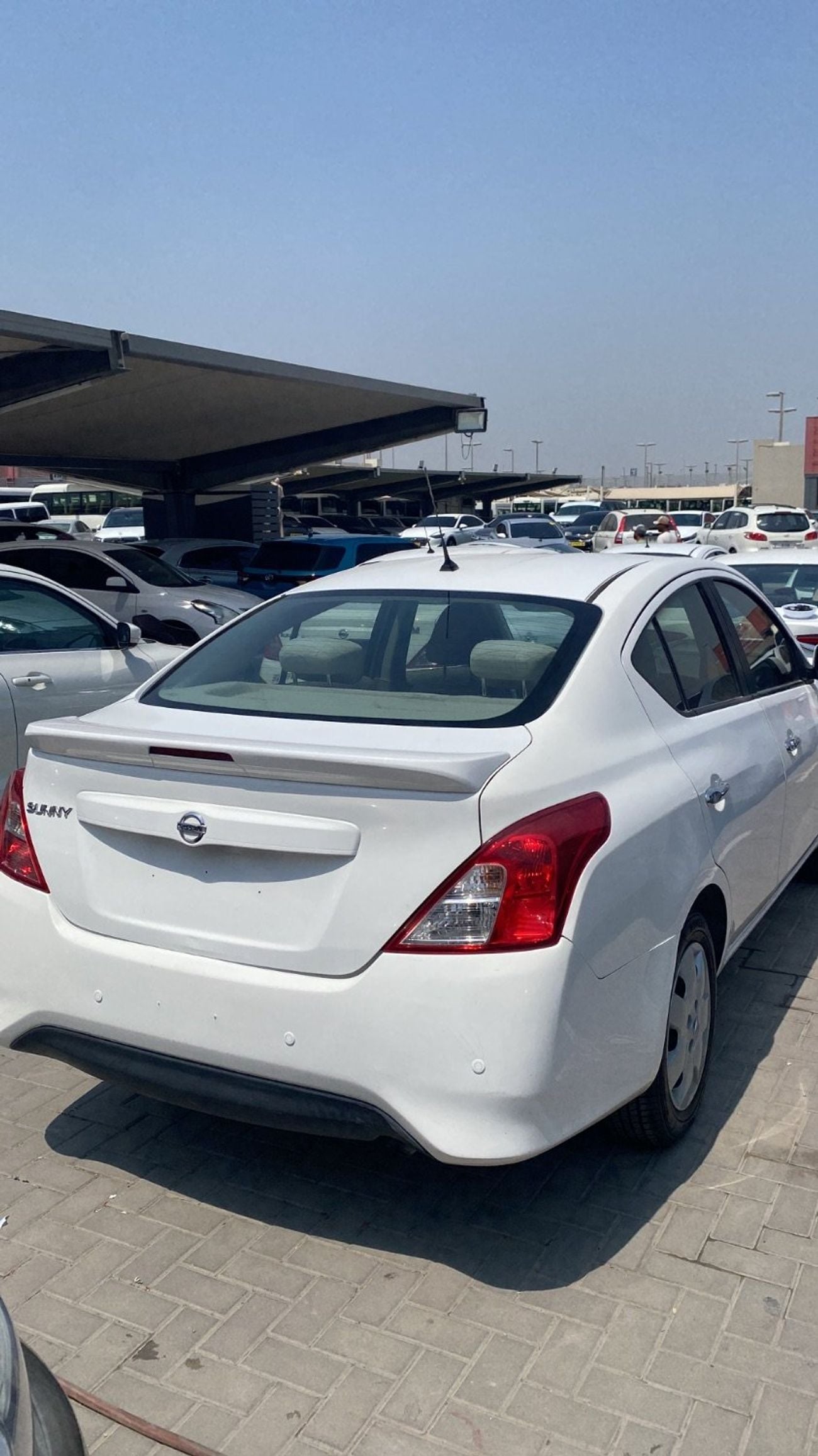 Nissan Sunny SV