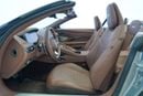 أستون مارتن DB12 VOLANTE