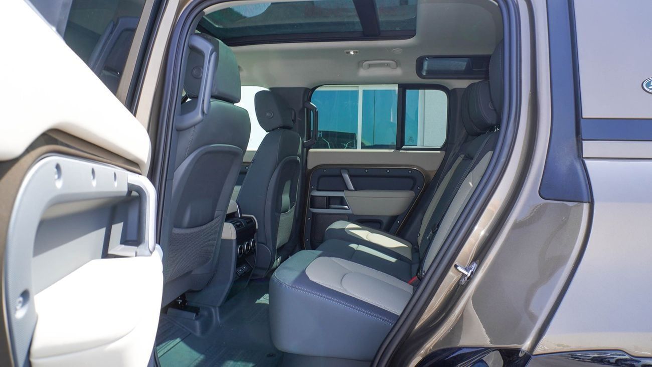 لاند روفر ديفندر X DYNAMIC SE P300