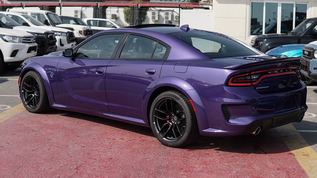 دودج تشارجر SRT Hellcat