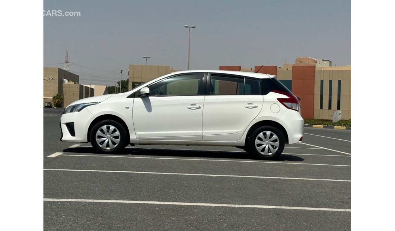 Toyota Yaris Sport MODEL 2017 GCC CAR PREFECT CONDITION INSIDE AND OUTSIDE FULL OPTION