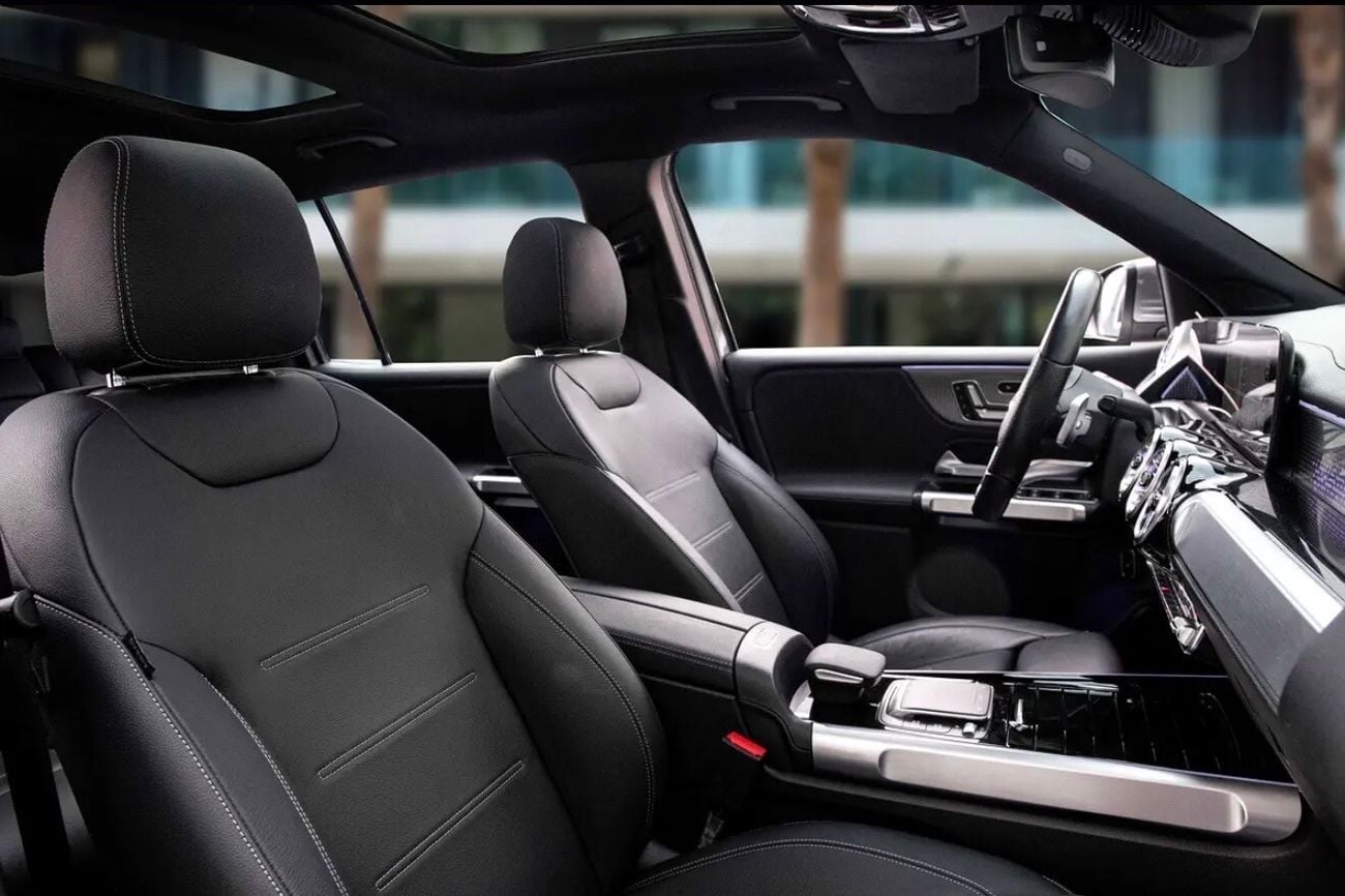 مرسيدس بنز EQB 350