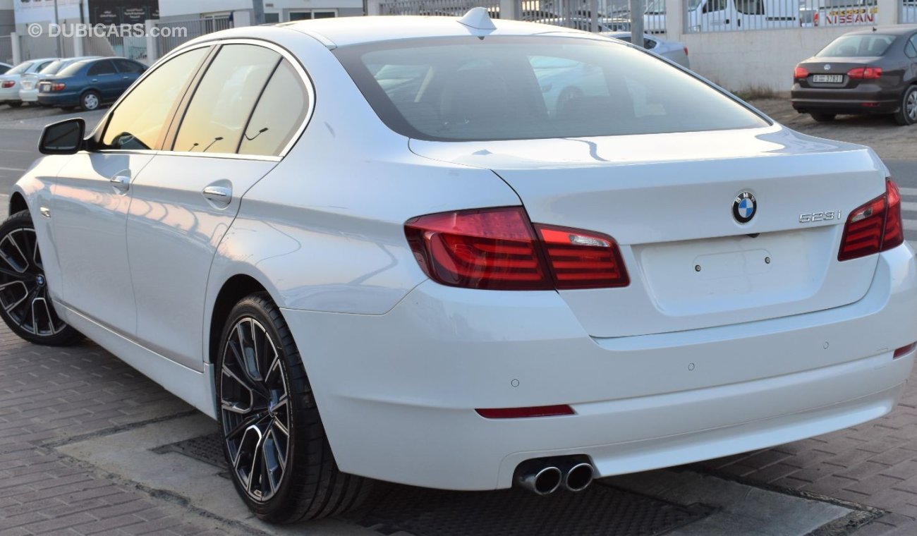 BMW 523i BMW 523I 2012