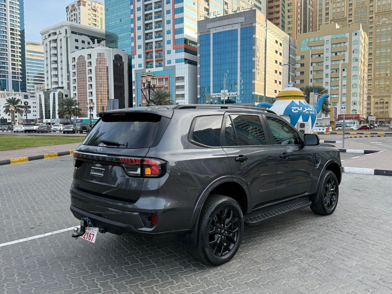 Ford Everest Sport 2.L Bi-Turbo Right Hand Drive