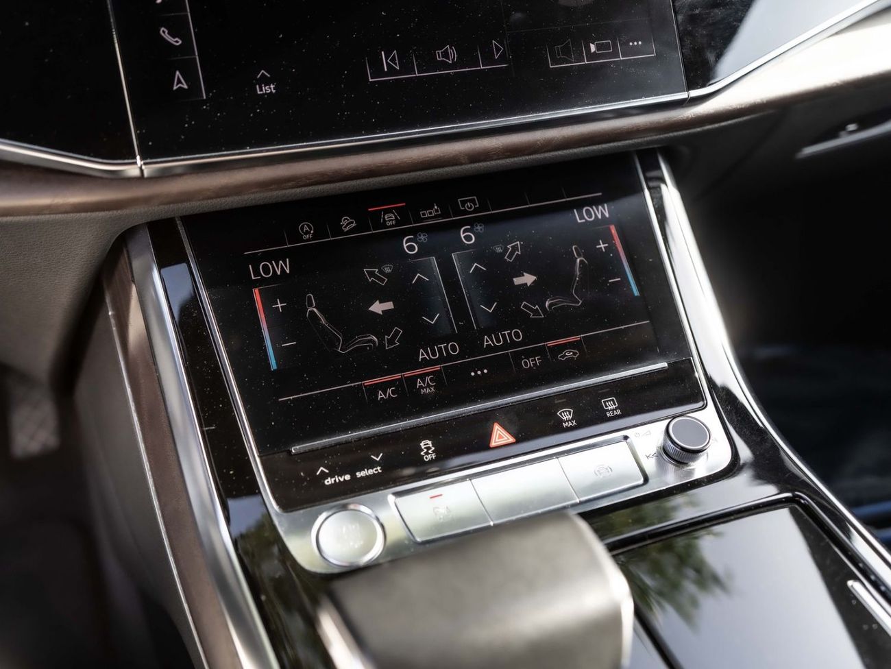 Audi Q8 55 TFSI quattro S-Line 3.0L (340 HP)