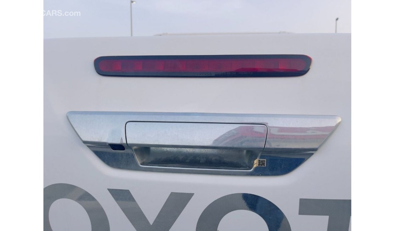 Toyota Hilux TOYOTA HI;UX 2.4L, DIESEL, A/T, FULL OPTION