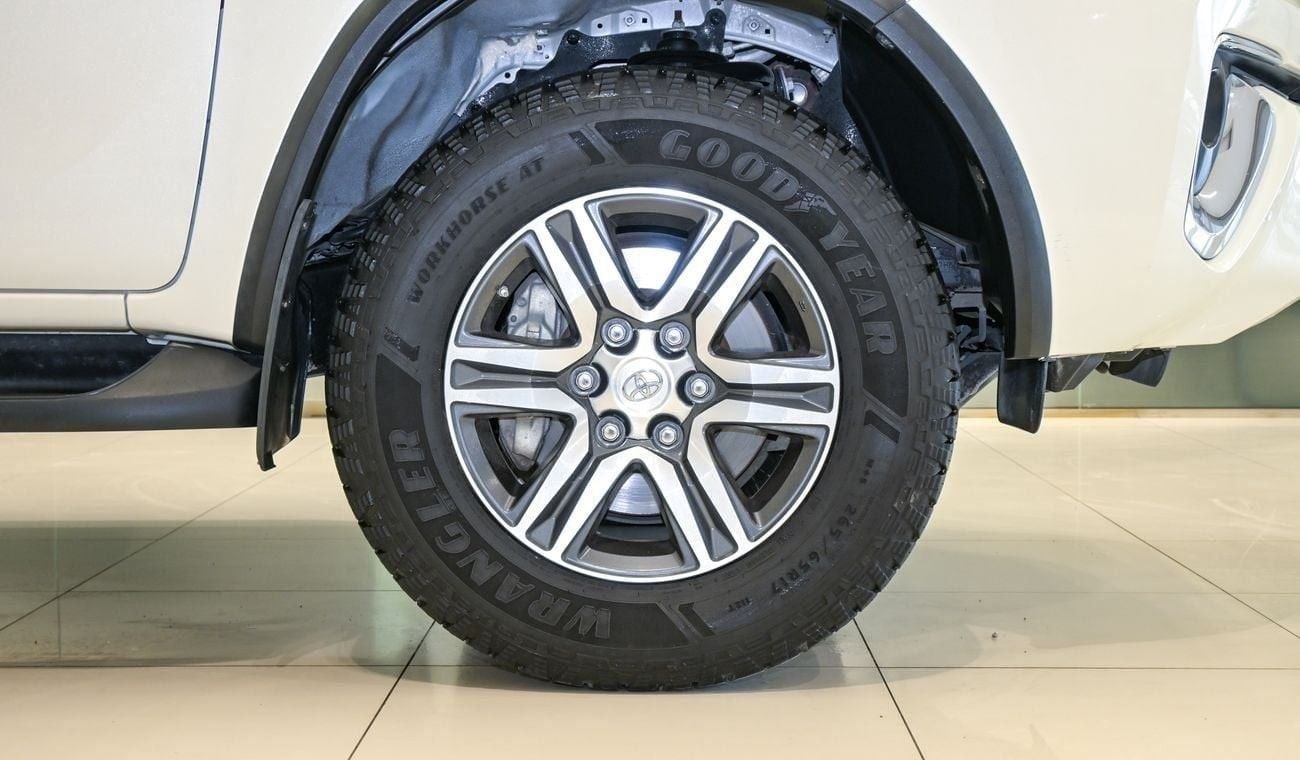 تويوتا فورتونر EXR