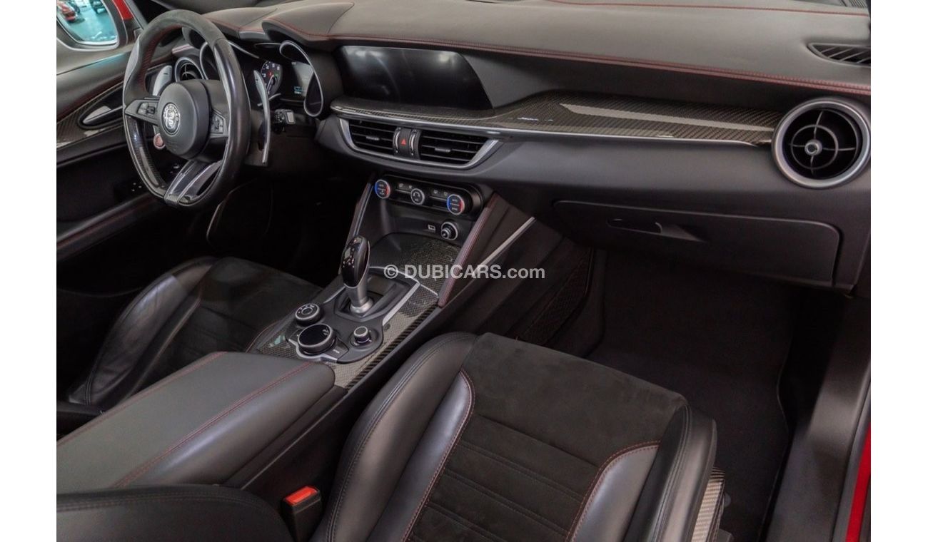 Alfa Romeo Stelvio 2018 Alfa Romeo Stelvio Quadrifoglio / Extended Warranty until May 2025 & Alfa Romeo Service Pack