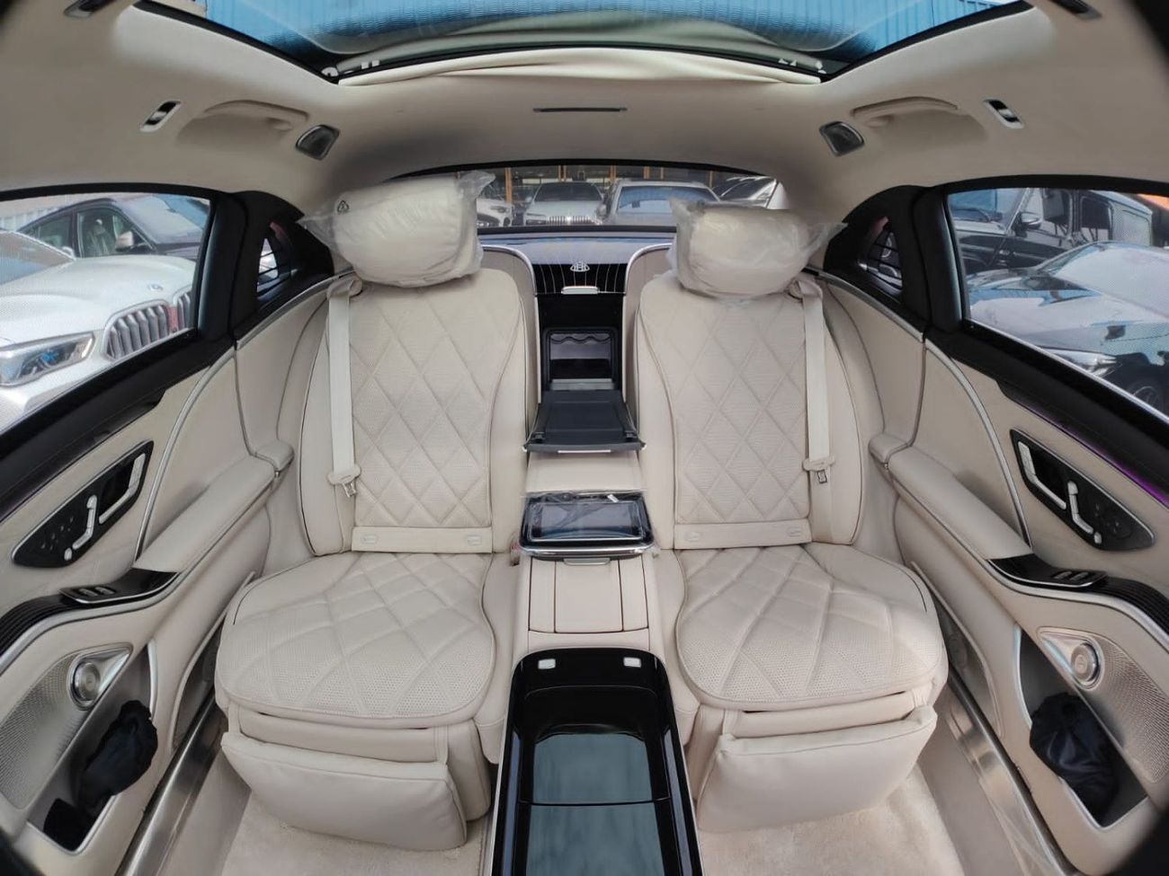 Mercedes Maybach S580 Maybach Under Agency Warranty 2026 GCC
