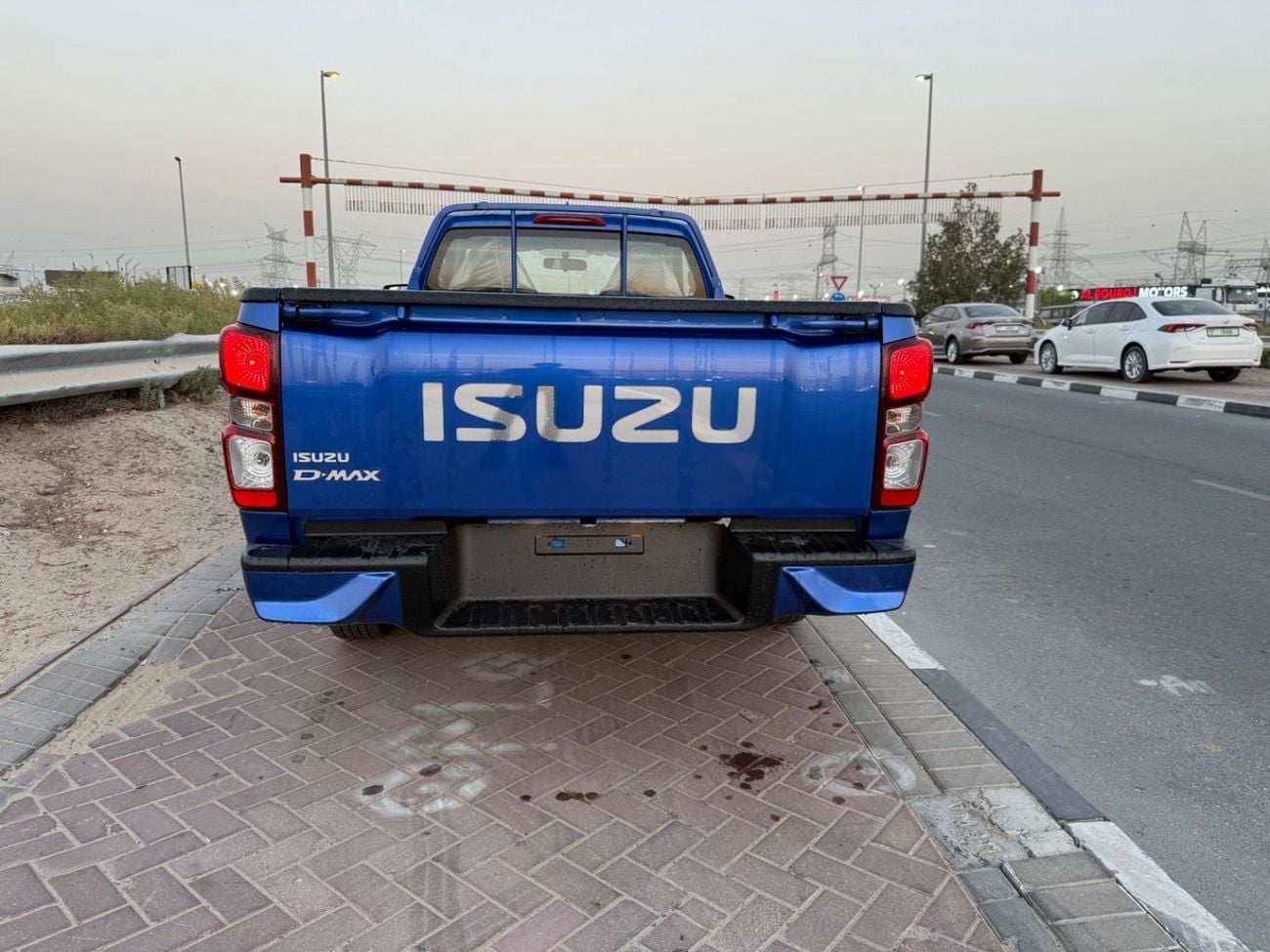 Isuzu D-MAX STD