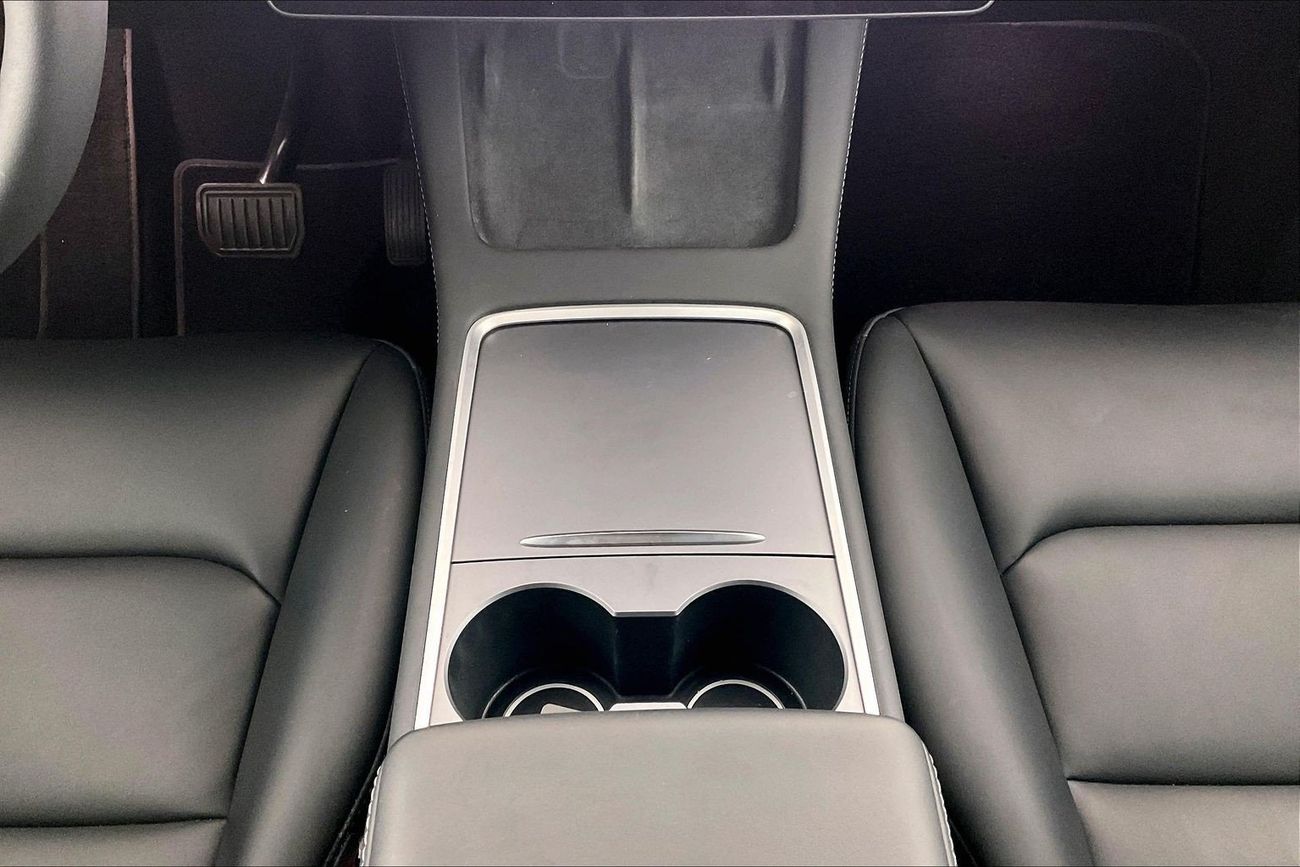 تسلا موديل Y Standard Range | National Day Celebration | شامل الضمان | 0 ﺪﻔﻋﺓ ﺃﻮﻟﻯ