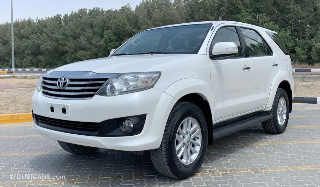 Toyota Fortuner 2015 4x4 Original Paints Ref#235