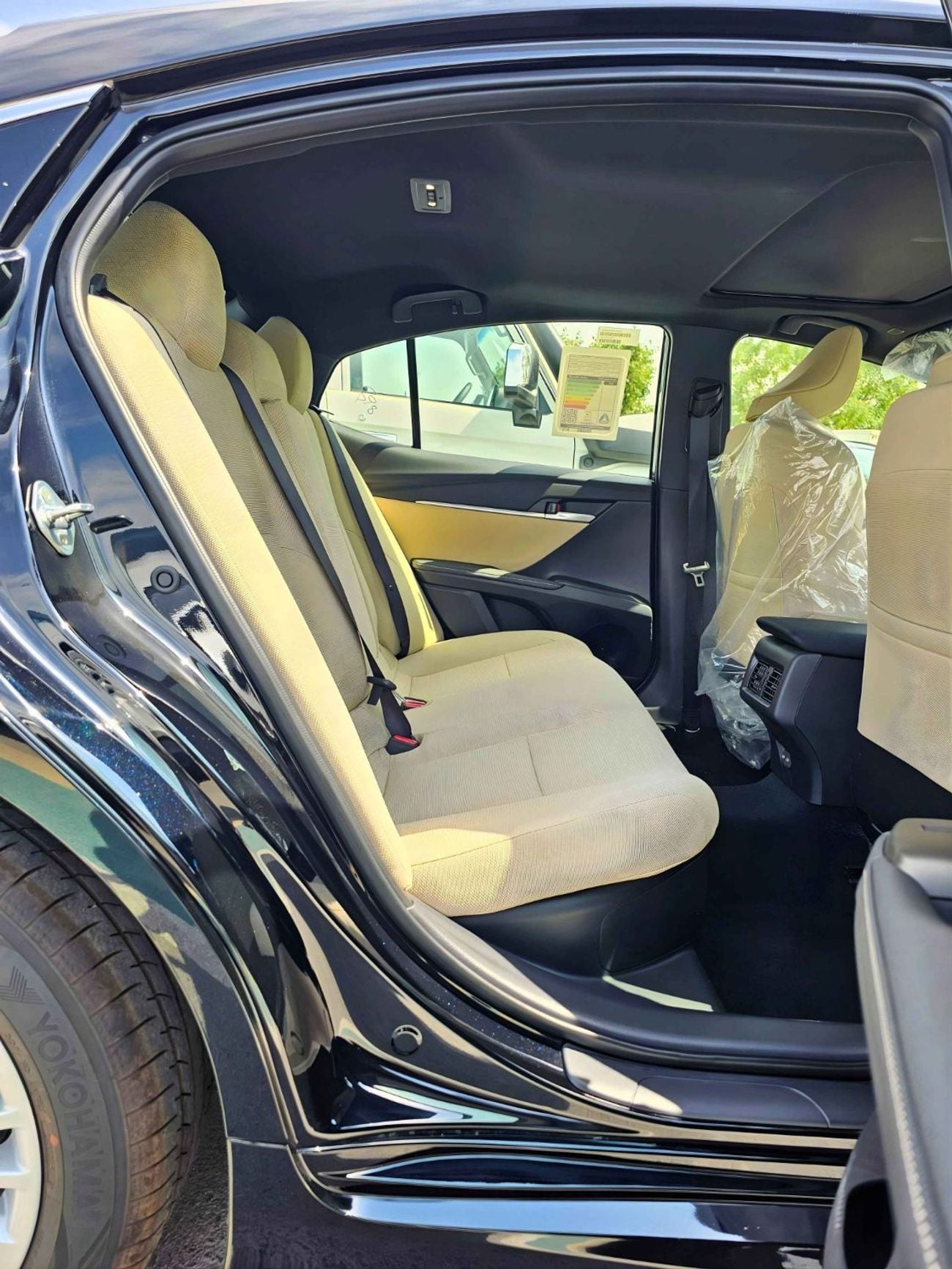 تويوتا كامري E-PLUS HYBRID / 2.5L V4 PETROL / PUSH START / DVD+CAMERA / SUNROOF / (CODE # E-PLUS)