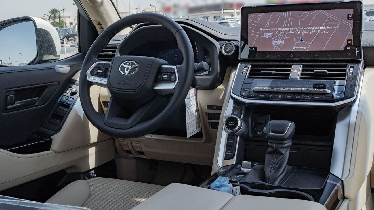 Toyota Land Cruiser 2025 Toyota Land Cruiser 300 GXR 4.0L AT Petrol 4WD (White-Beige)