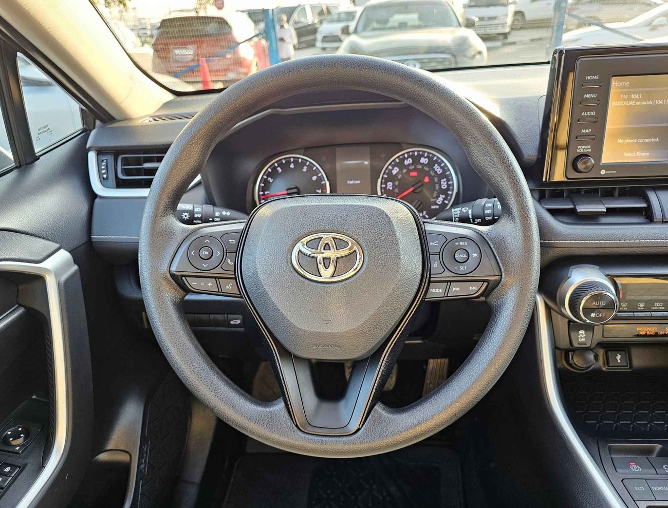 Toyota RAV4 XLE SUNROOF // 886  AED Monthly // 2.5L // V4 // FULL OPTION (LOT # 55037)
