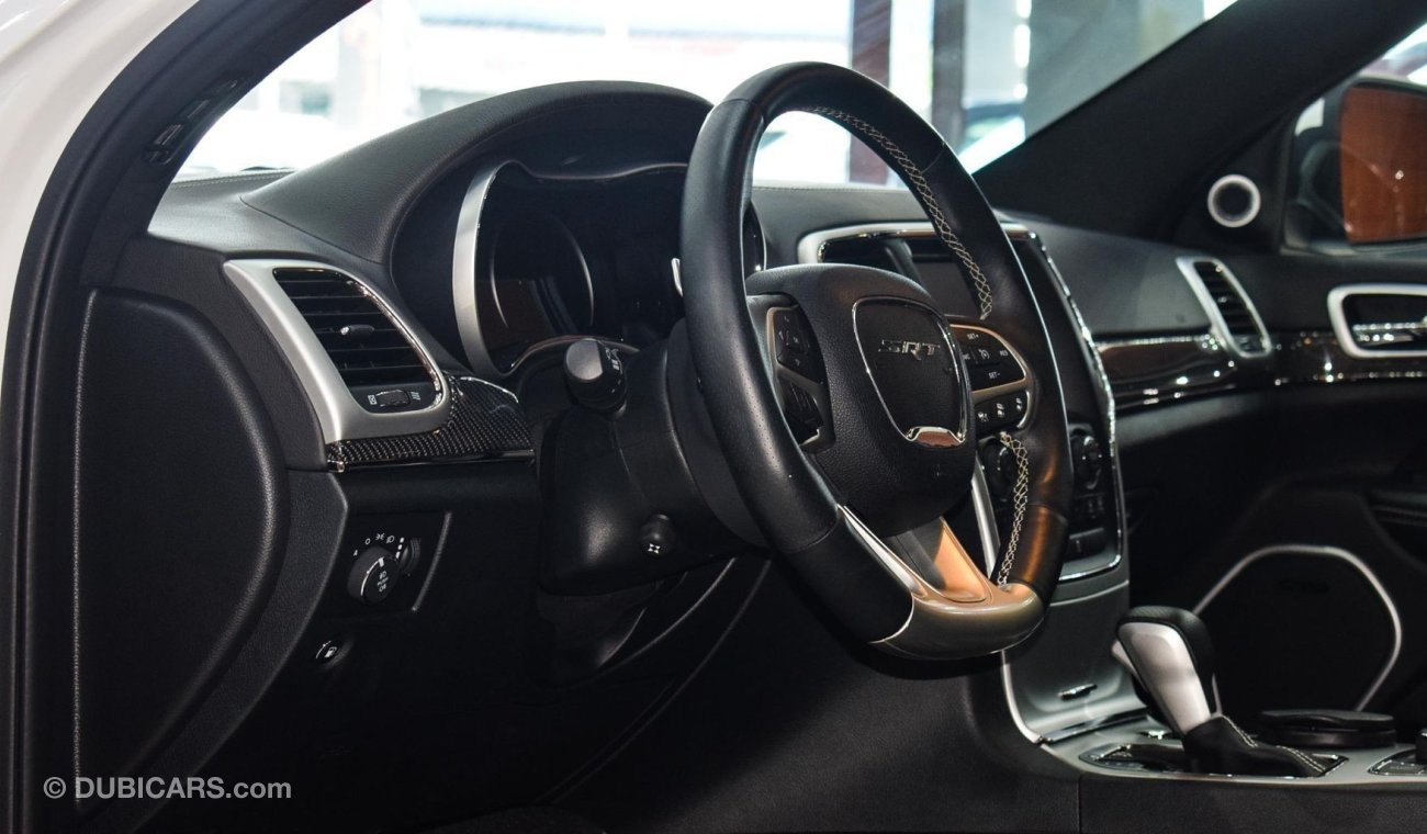 Jeep Grand Cherokee SRT