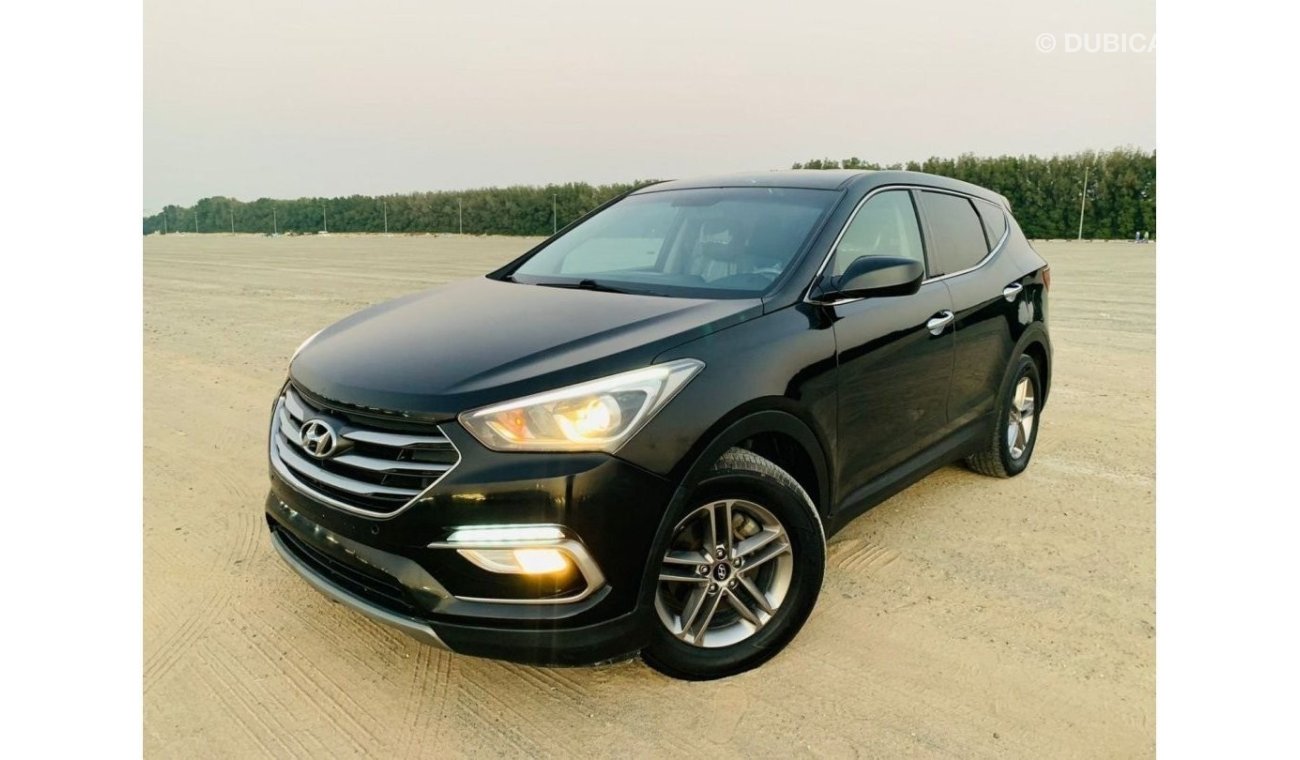 Hyundai Santa Fe GL EXCELLENT CONDITION, Passing From RTA Dubai