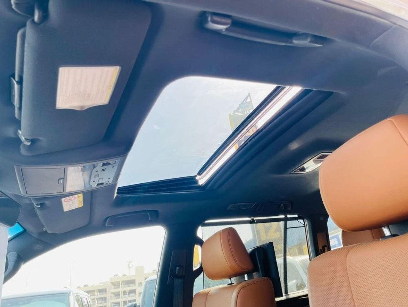 Lexus LX 570 LEXUS LX570 4 YEARS WARRANTY FROM ALFUTTAIM