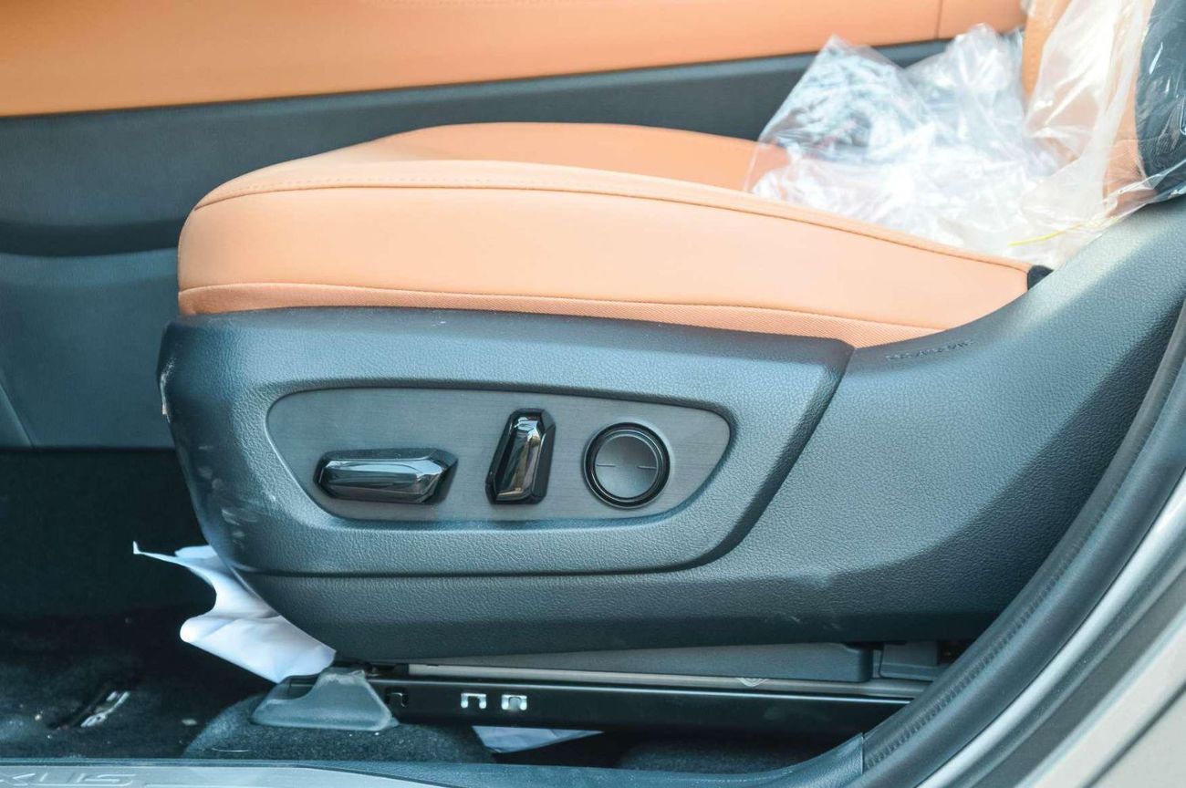 لكزس NX350h LEXUS NX350 2.4L AWD PETROL SUV 2025