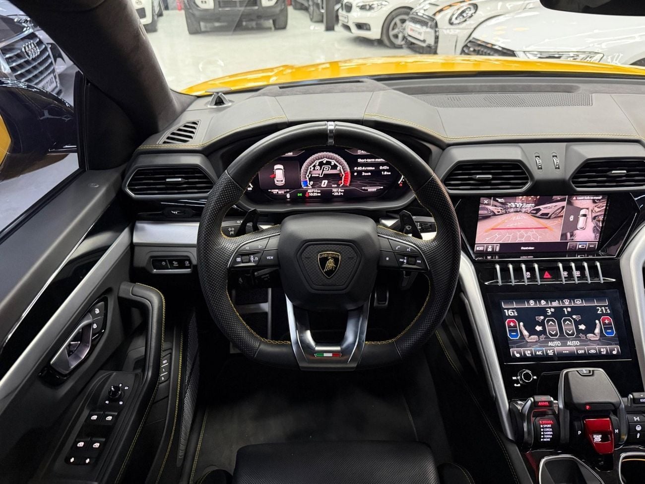 Lamborghini Urus STD 4.0T V8