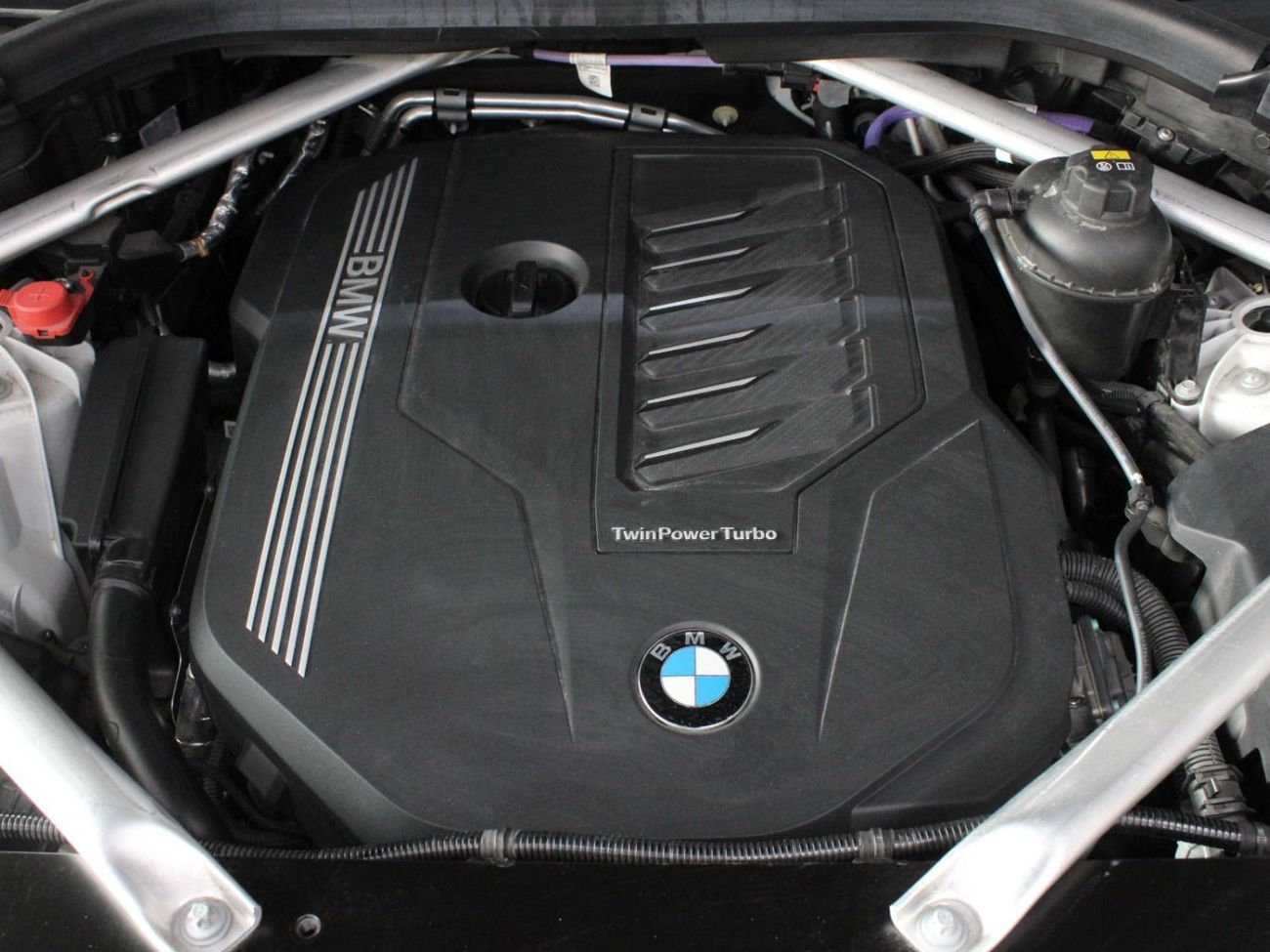 BMW X6 40i Luxury 3.0L