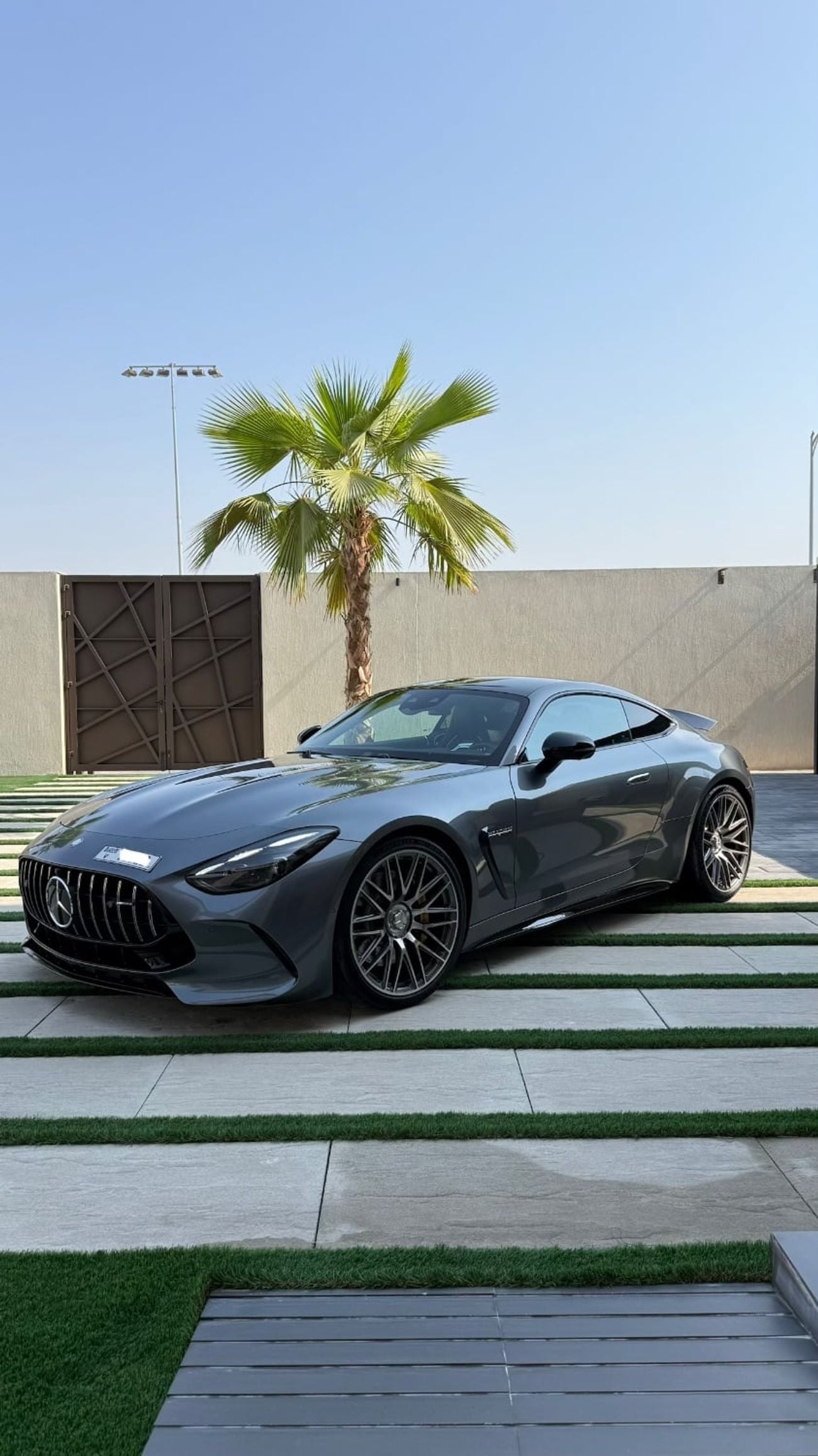 Mercedes Benz AMG GT 63 2024 / Clean car