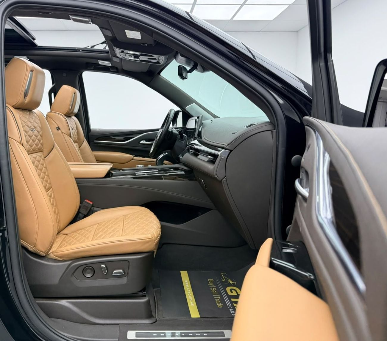 Cadillac Escalade SPORT PLATINUM 2022 Cadillac Escalade Sport Platinum, Warranty, Full Cadillac Service History, Fully Loaded, GCC