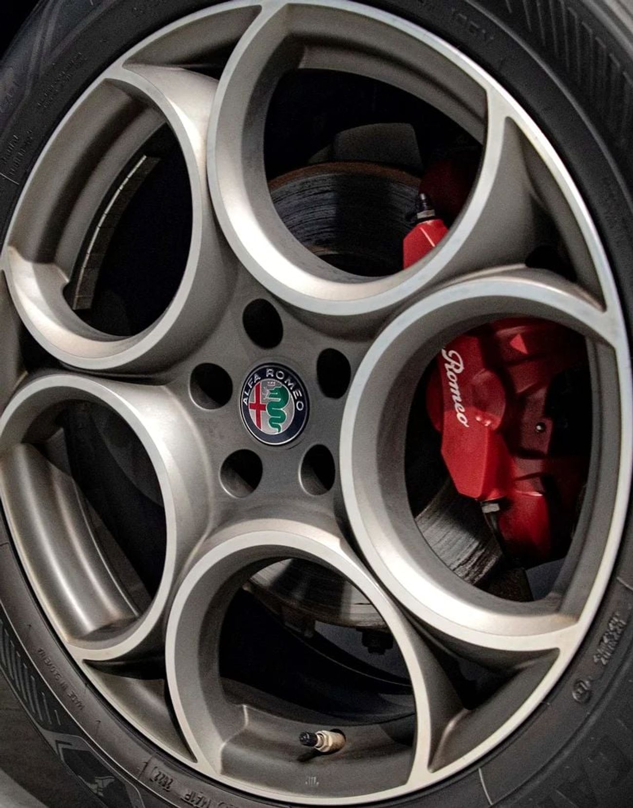 Alfa Romeo Stelvio S 2.0L