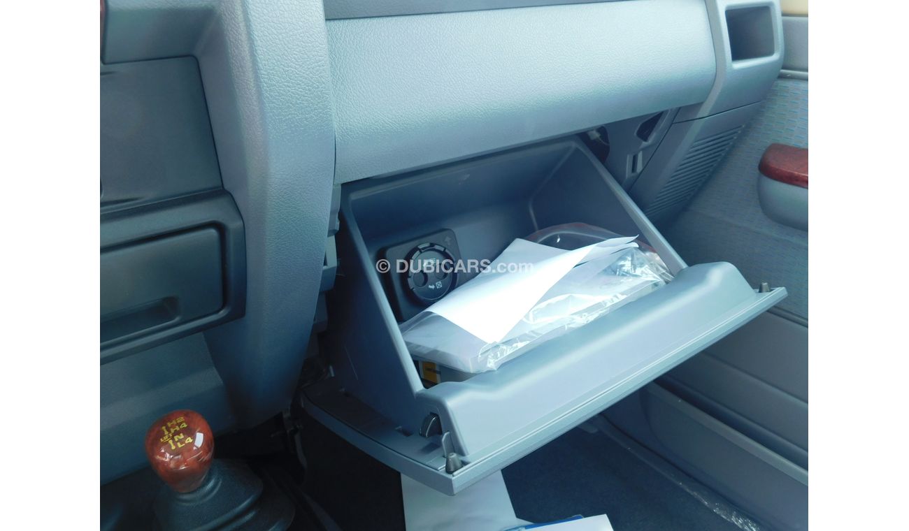 Toyota Land Cruiser 76 HARDTOP LX LIMITED V8 4.5L TD MT WAGON