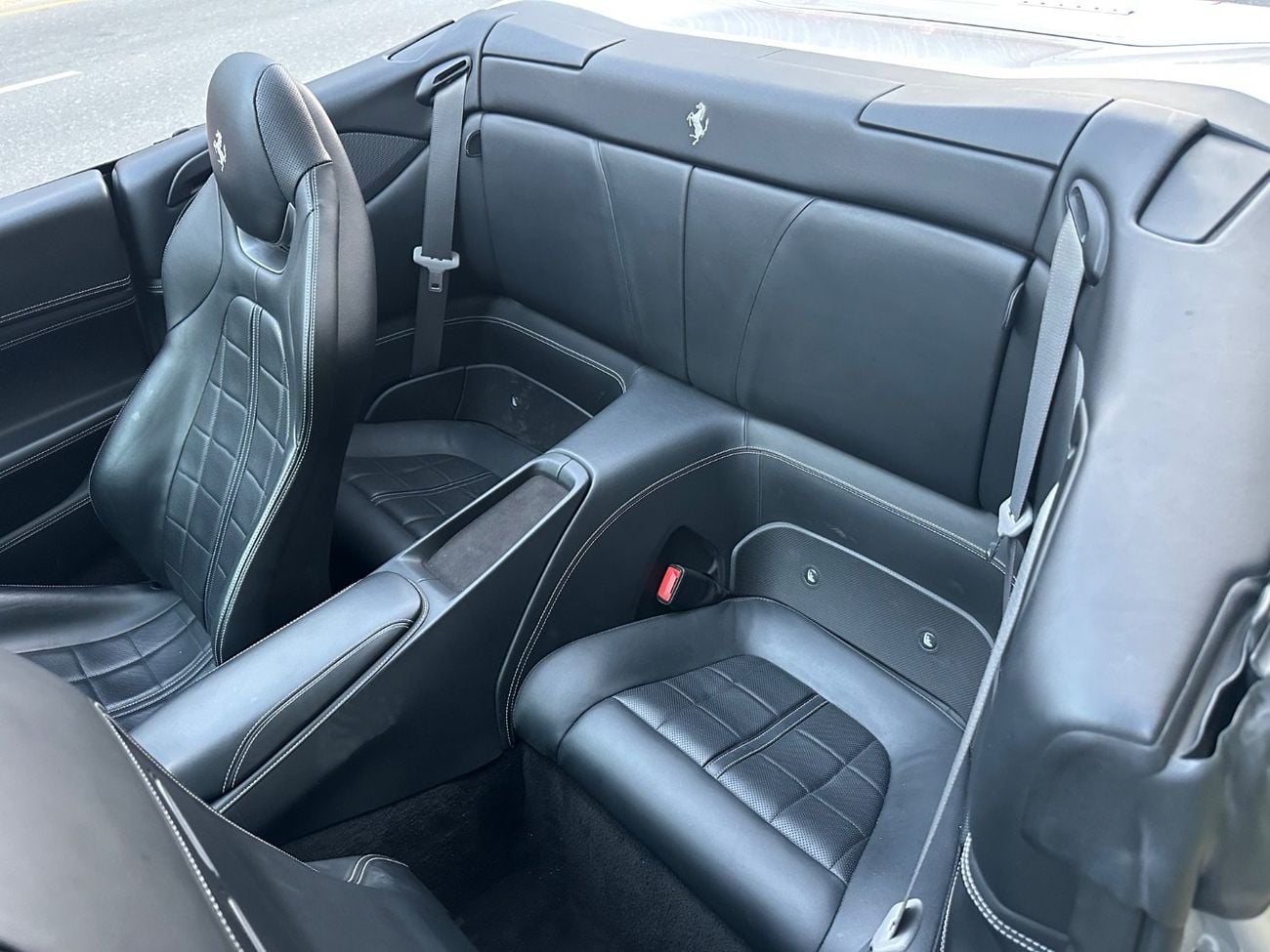 Ferrari Portofino 2022 Ferrari Portofino M | European Specs | 3.9L V8 Twin-Turbo | 612 HP | Hard Top | 18,000 KM | Per