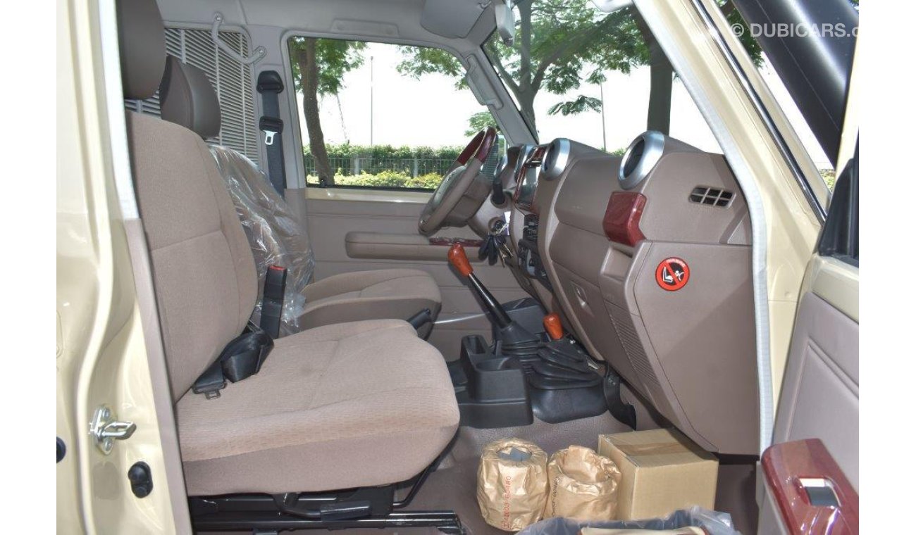 Toyota Land Cruiser Pick Up 79 DOUBLE CABIN V8 4.5L TD LIMITED
