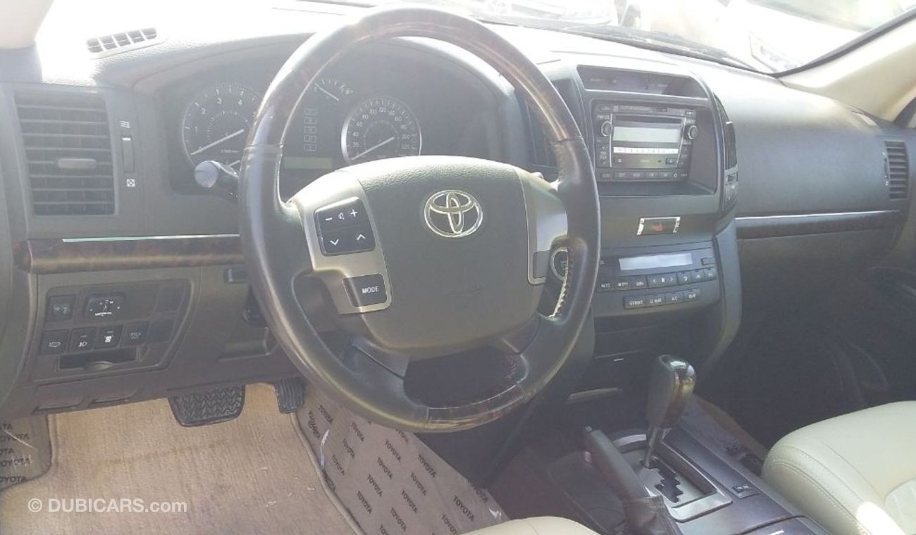 تويوتا لاند كروزر تويوتا لاندكروزر جي اكس ار ٢٠١١ خليجي