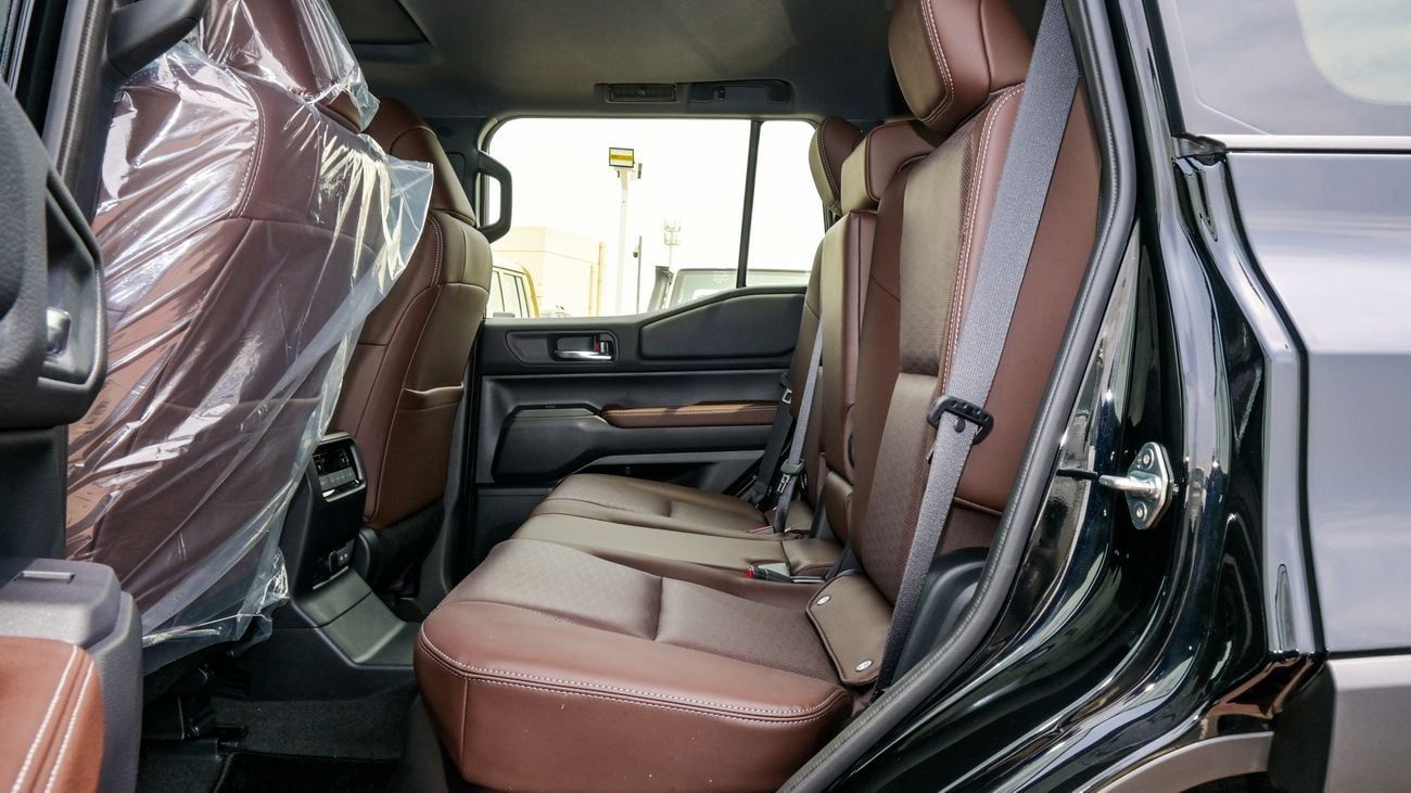 تويوتا برادو Adventure Mono Tone 2.4T