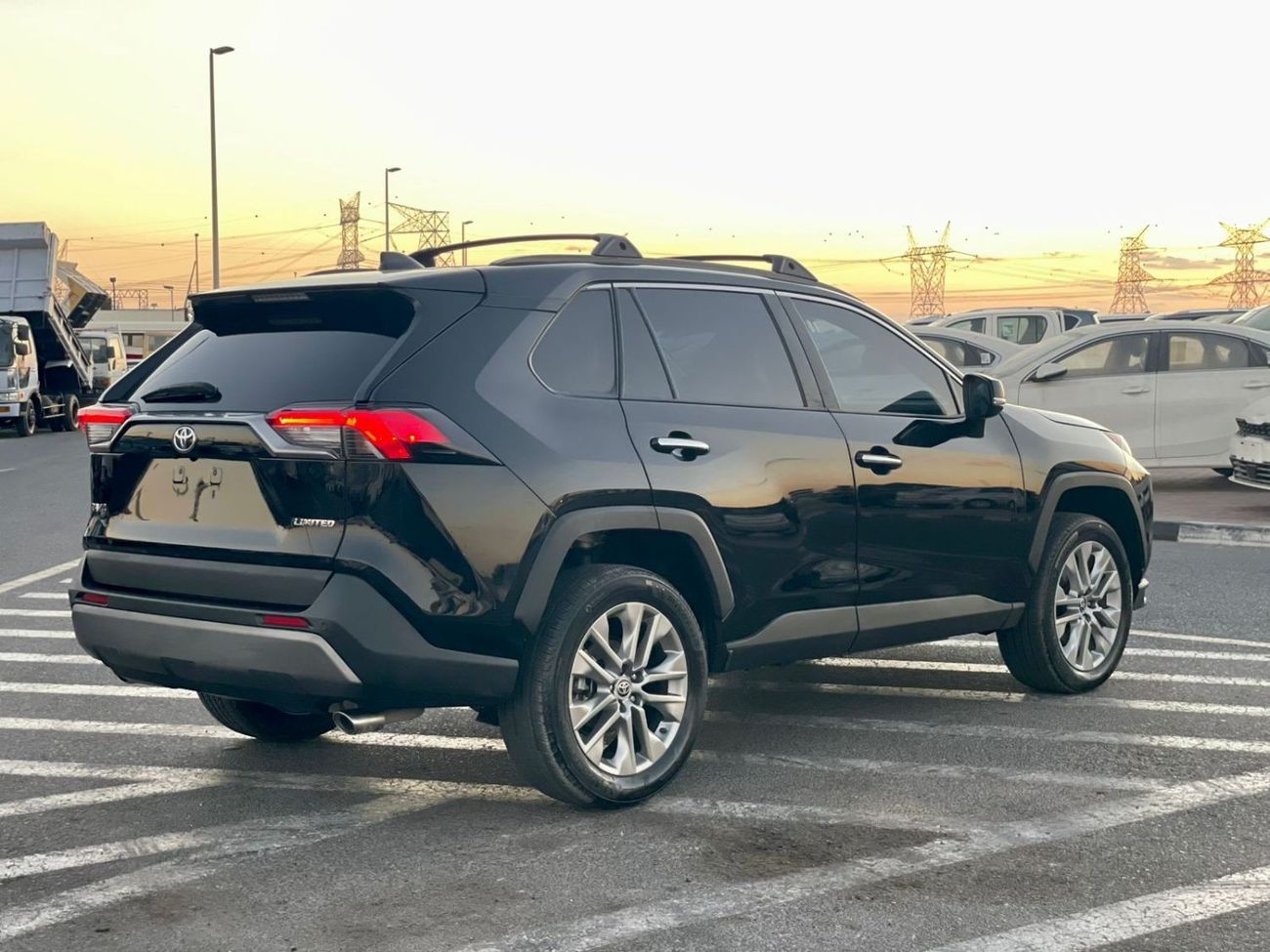 Toyota RAV4 2021 Toyota Rav4 Limited Edition Full Option+ 2.5L V4 With Radar & Sensor - Heat Cool Seats - 20,400