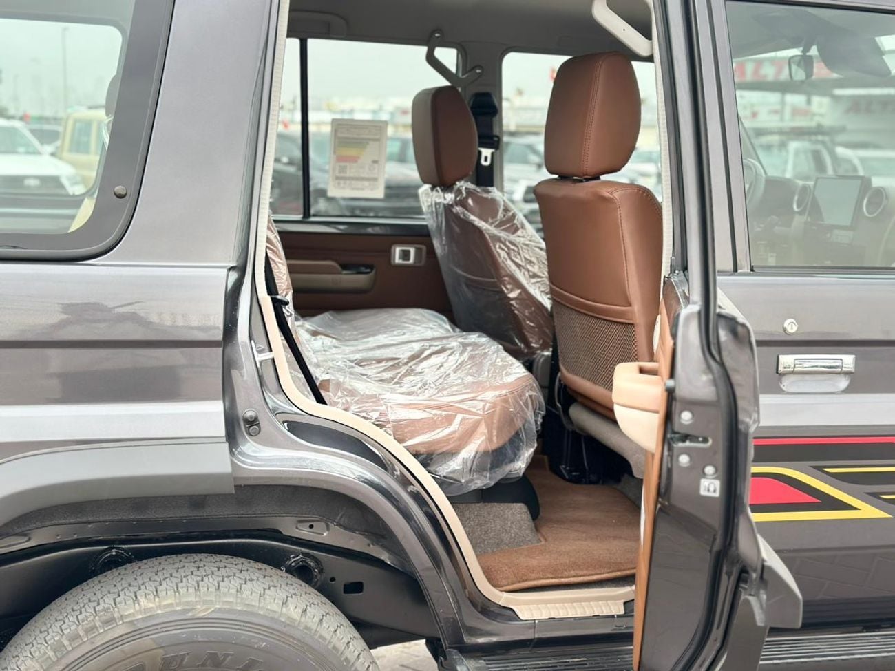 تويوتا لاند كروزر 70 LC76 DX DX 4.0L A/T