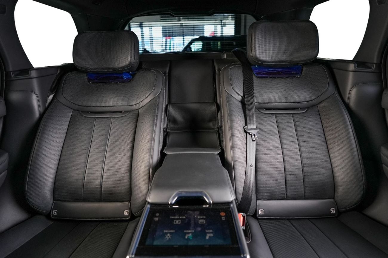 Land Rover Range Rover  SV-GCC-Land Rover Full Service History-Land Rover warranty and service package
