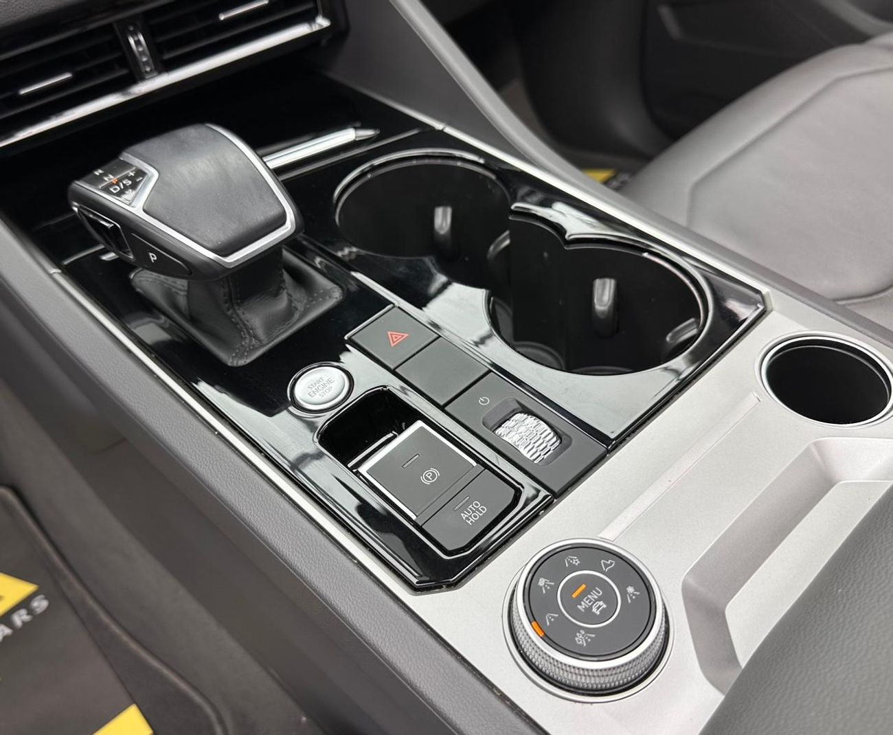 فولكس واجن طوارق 2022 Volkswagen Touareg Atmosphere, Feb/2027 Volkswagen Warranty, Volkswagen Full Service History, G