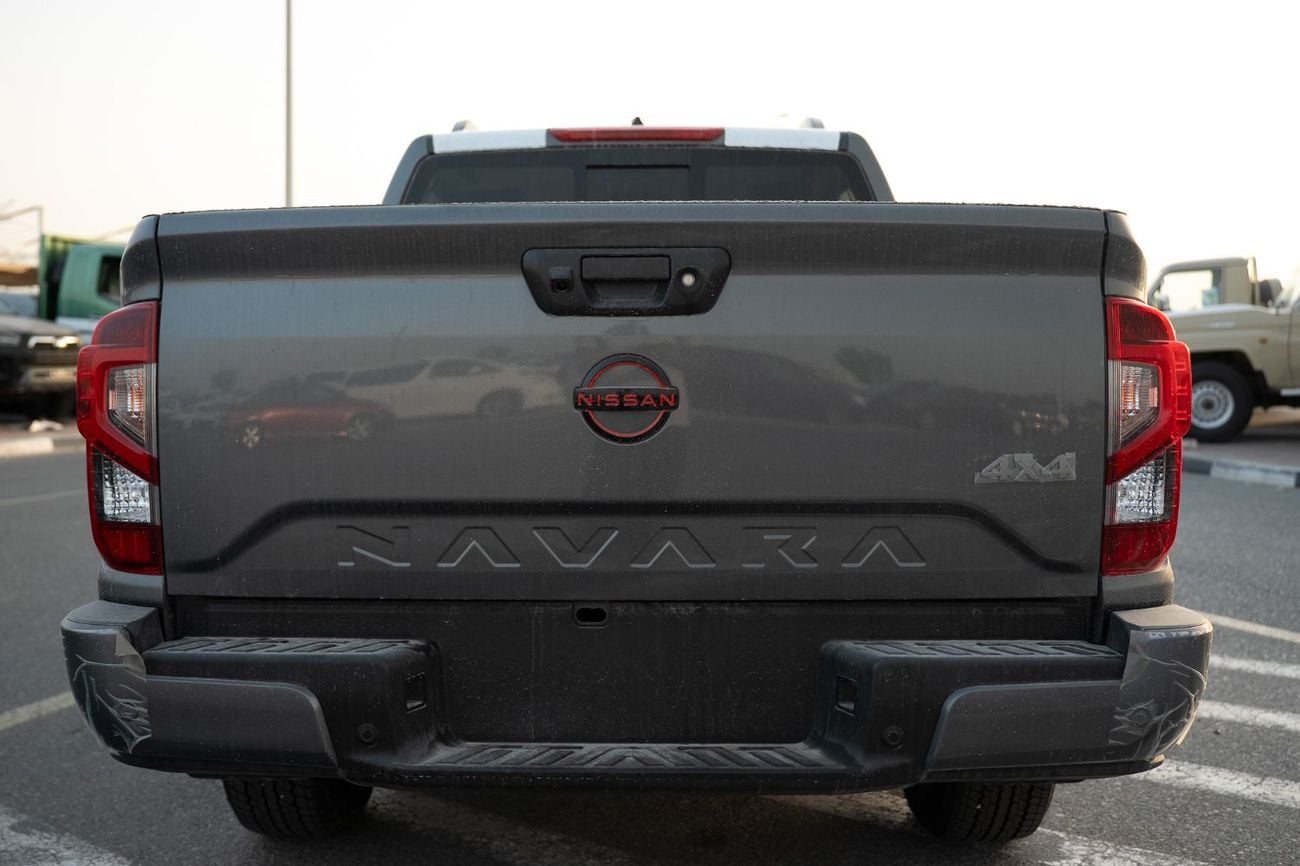 Nissan Navara PRO-4X Off-Road | 2.5L Diesel 4WD A/T (Only For Export)