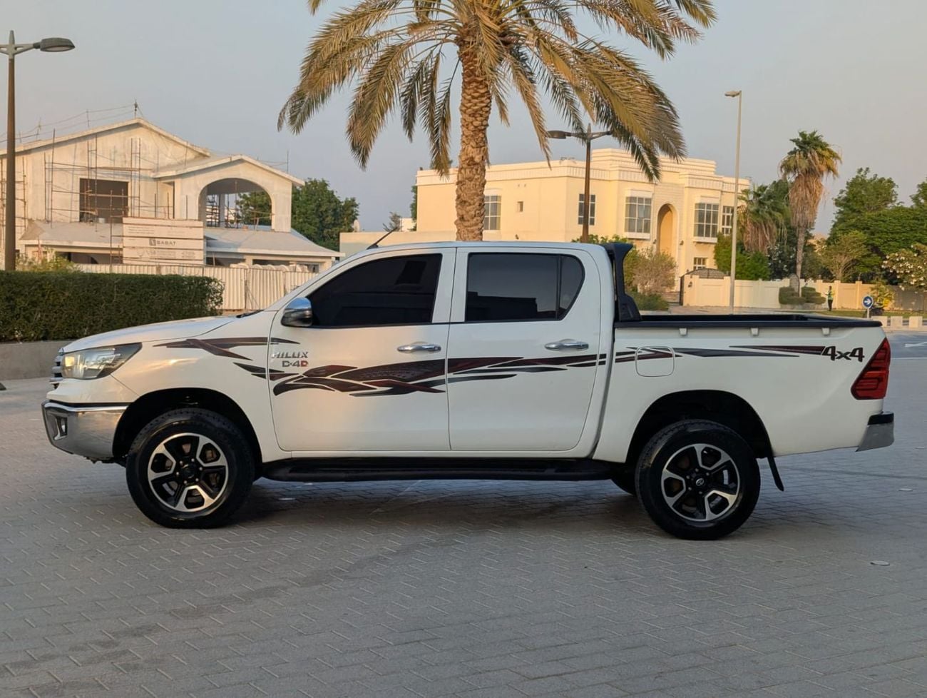 Toyota Hilux GLS Toyota Hilux 2022 GCC Specs Diesel V4 2.4L Excellent Condition