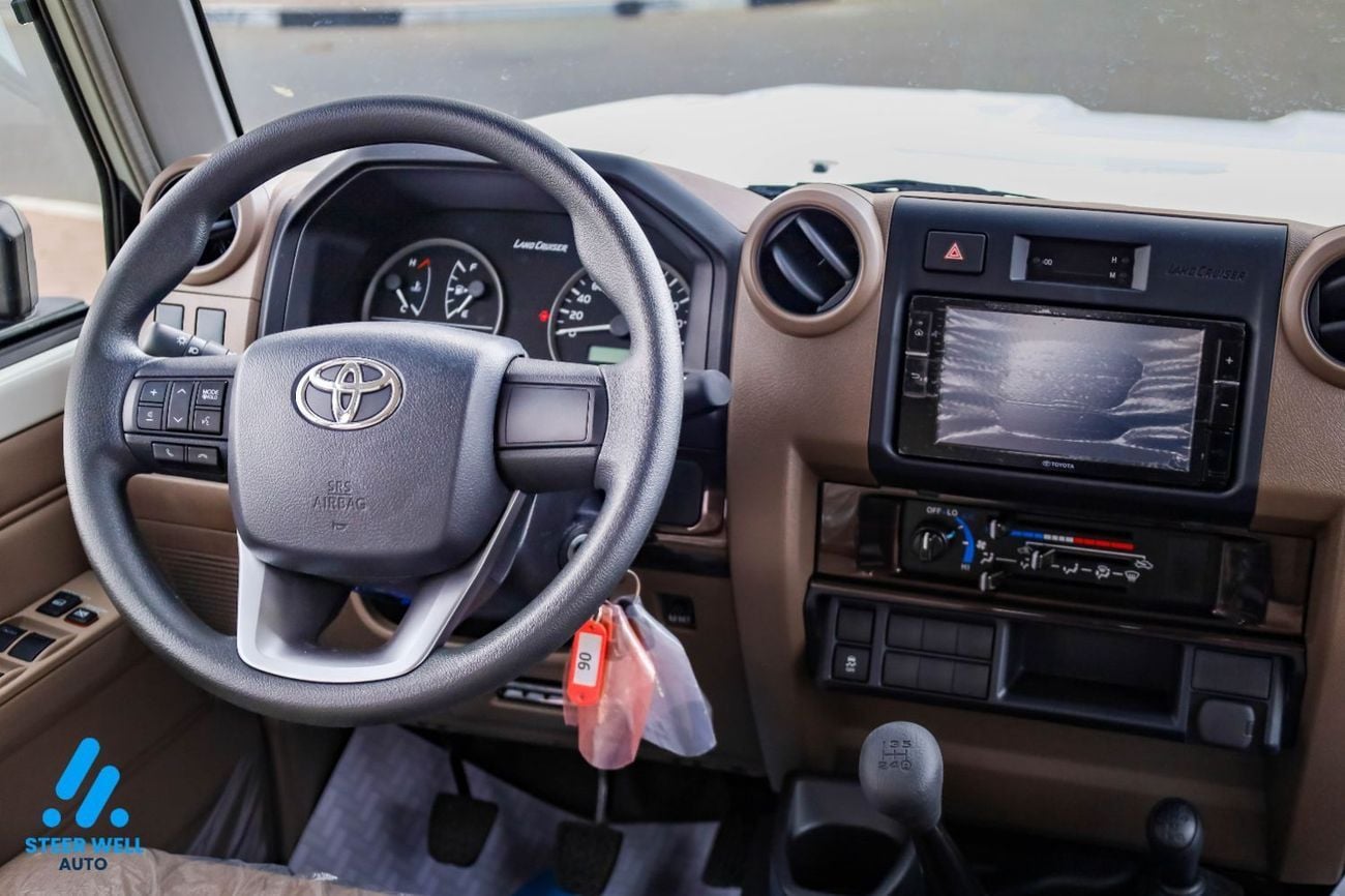 تويوتا لاند كروزر بيك آب Double-Cab LC 79 | 2.8L Turbo DSL | GCC Specs | 4WD MT | Heavy Duty | Export Ready