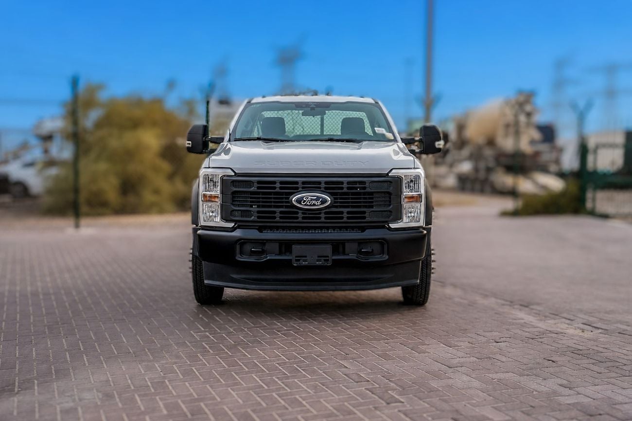 Ford F-550 Ford F-550 Super Duty Chassis Cab