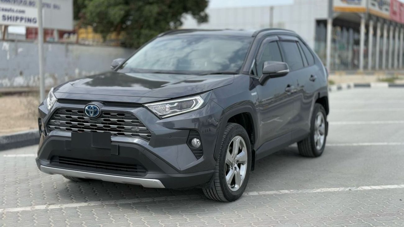 Toyota RAV4 Hybrid Petrol ,Right Hand Drive ,Push Start 4WD T.V ,Back Camera
