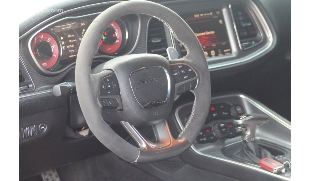 Dodge Challenger SRT Hellcat 2015 model SRT8 HELLCAT GCC 2015 8 cylinder supercharged full option automatic transmiss