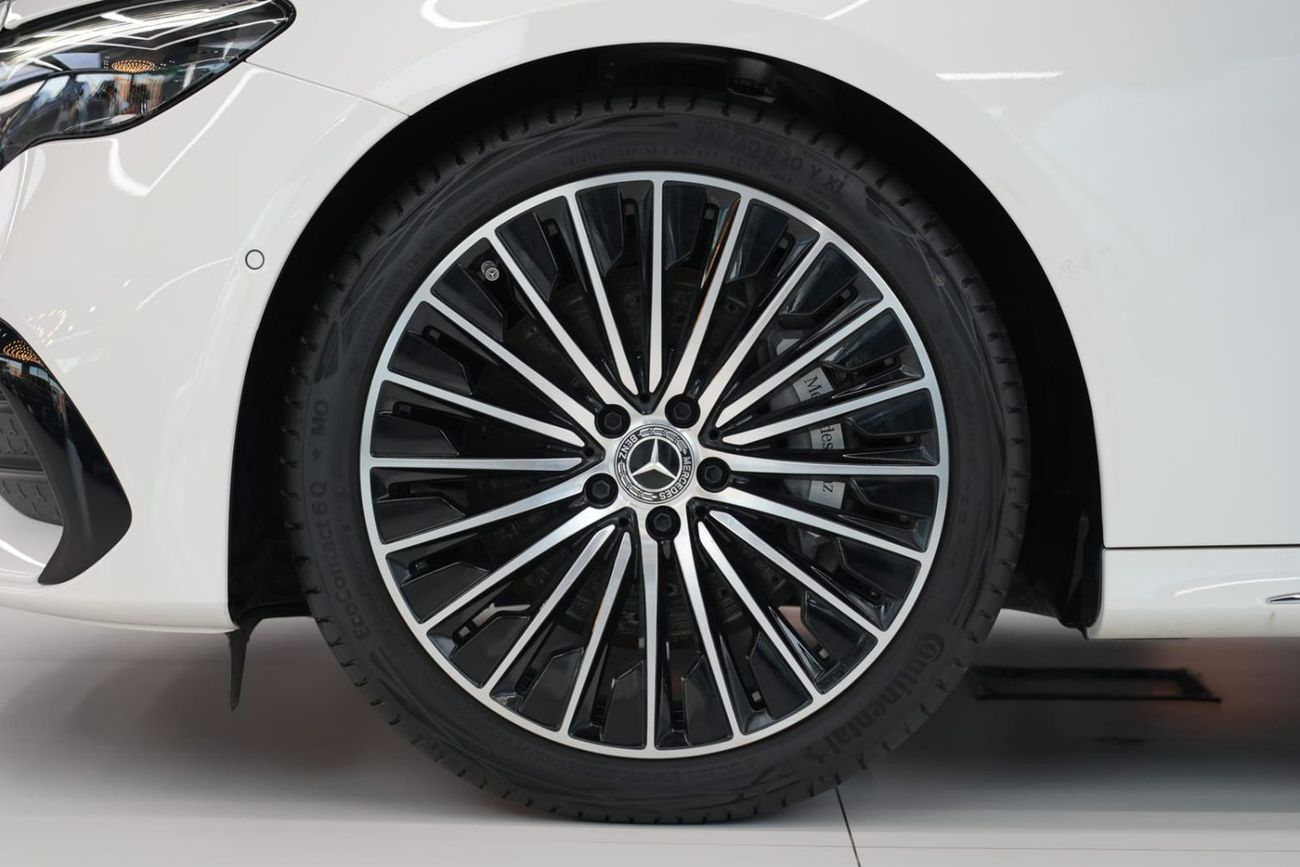 مرسيدس بنز E200 2026 E 200 | GCC 0km | Agency Warranty | AMG Sports Package