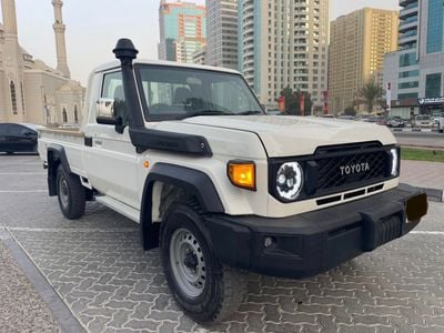 Toyota Land Cruiser Pick Up Double Cabin 2017 Model RHD DIESEL ENGINE Full Option