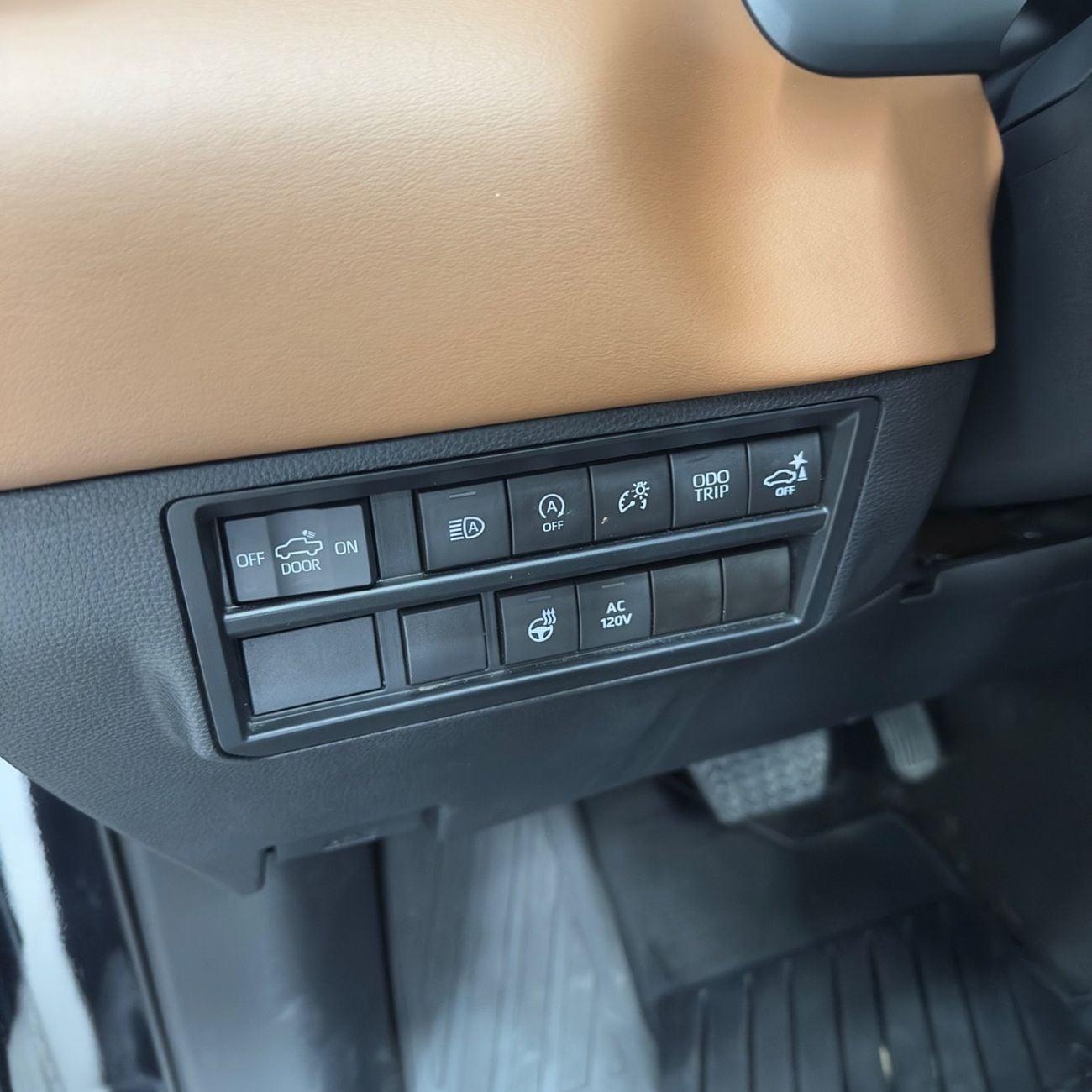 Toyota Tundra 1794 EDITION (NON GCC)