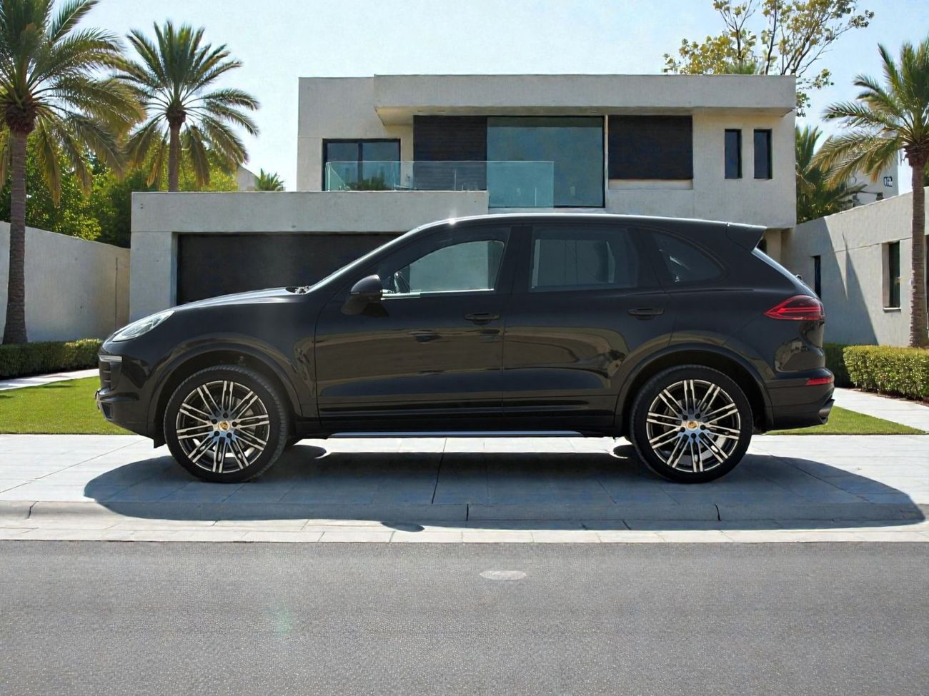 Porsche Cayenne S 3.6L V6 – 420 BHP | 2017 | GCC SPECS | AED 3,550 PER MONTH